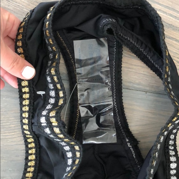 ✨SOLD✨La Blanca Metallic Ribbon Stitch Bikini NWOT - Picture 5 of 7